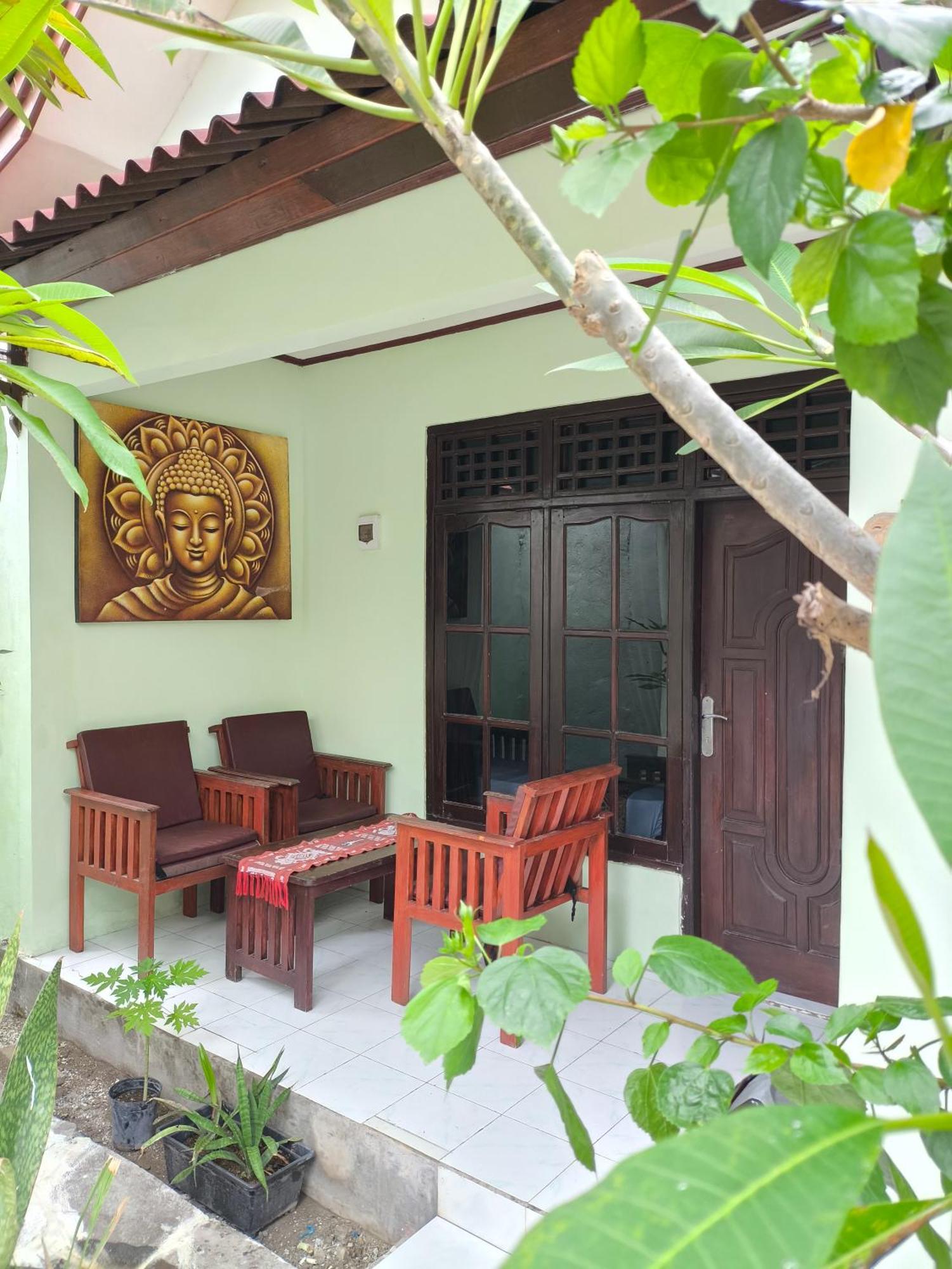 Gili Mesari Cottages & Homestay Гили Траванган Экстерьер фото